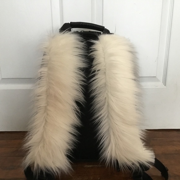 Backpack strap covers - Picture 2 of 5